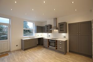 Kitchen- click for photo gallery